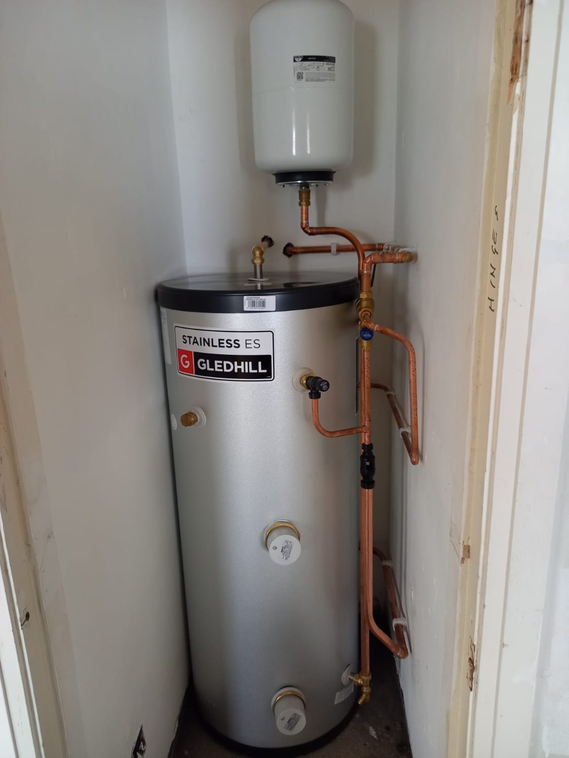 Crisp Heating Heating Engineer in Torbay 9.9/10 CheckaTrade